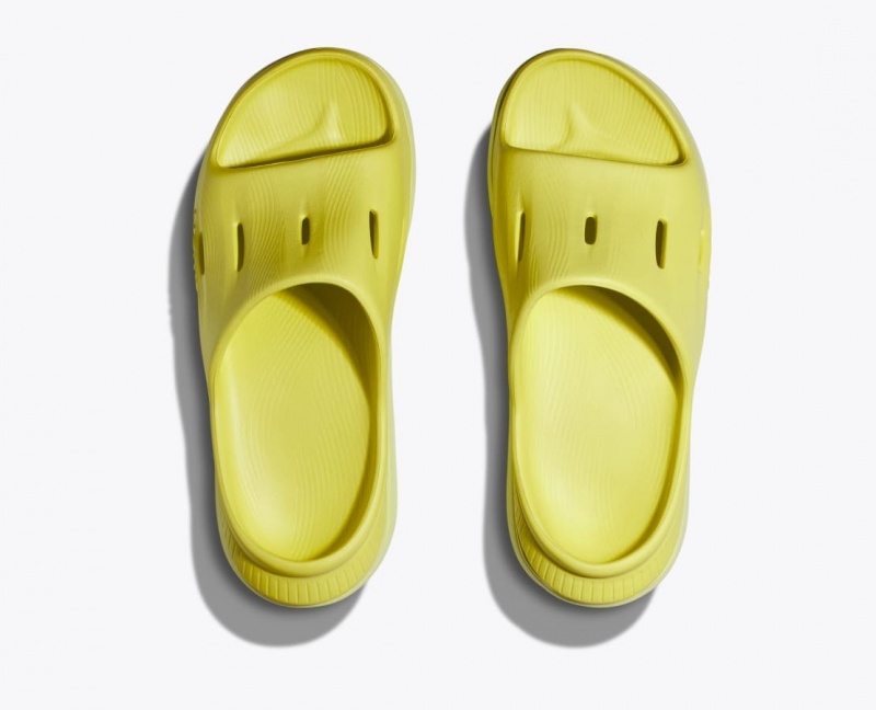 Yellow HOKA Ora Recovery 3 Kids' Slides | 39NDYURBX